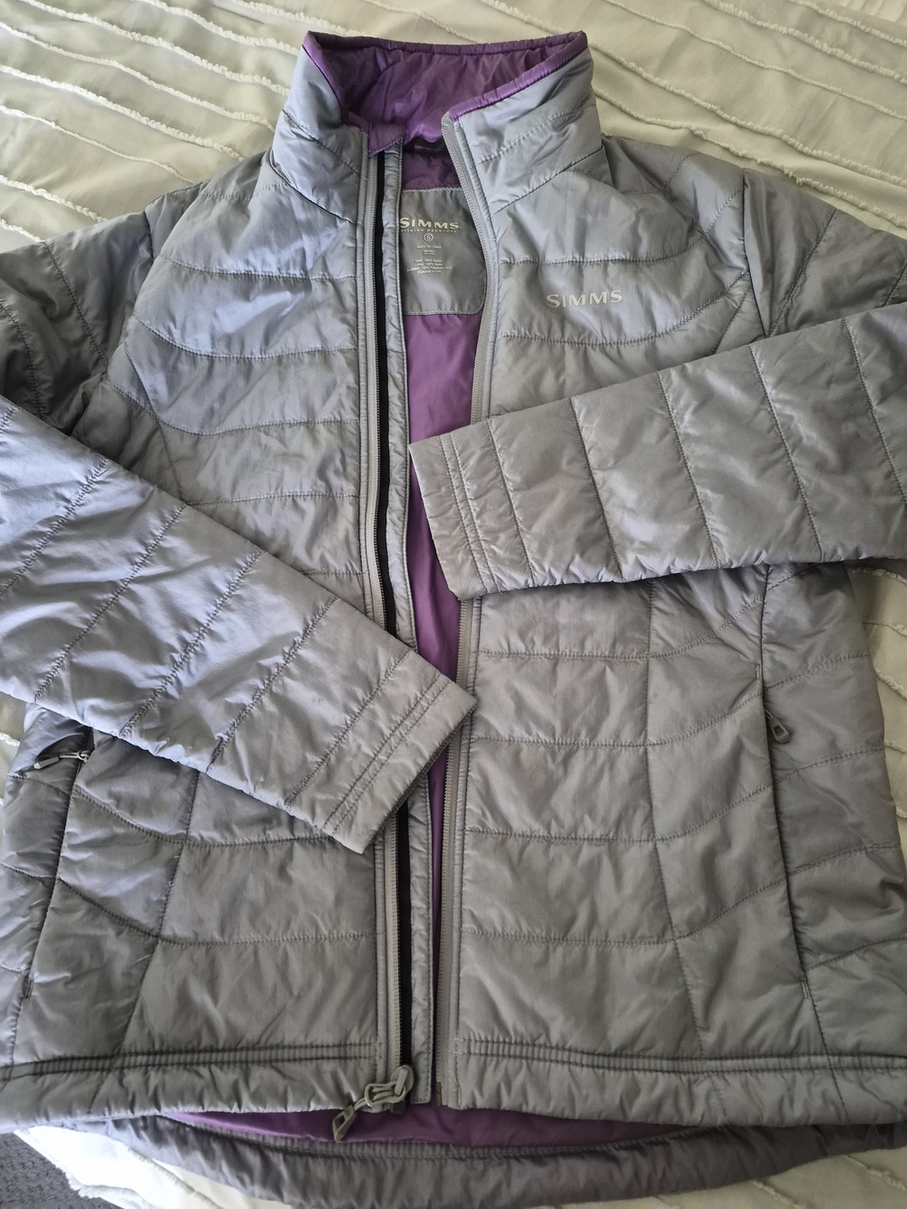 Simms Women's Light Gray Quilted Jacket with Purple Lining